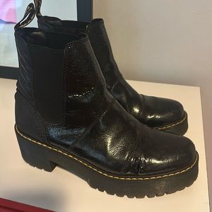 Dr martens platform Heeled boots size 11 need repair